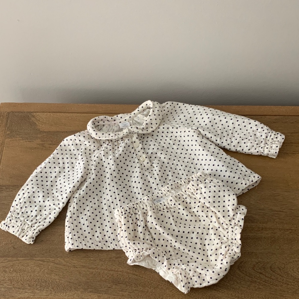 Gap Peter Pan Collar Polka Dot Baby Top & Bloomers Set